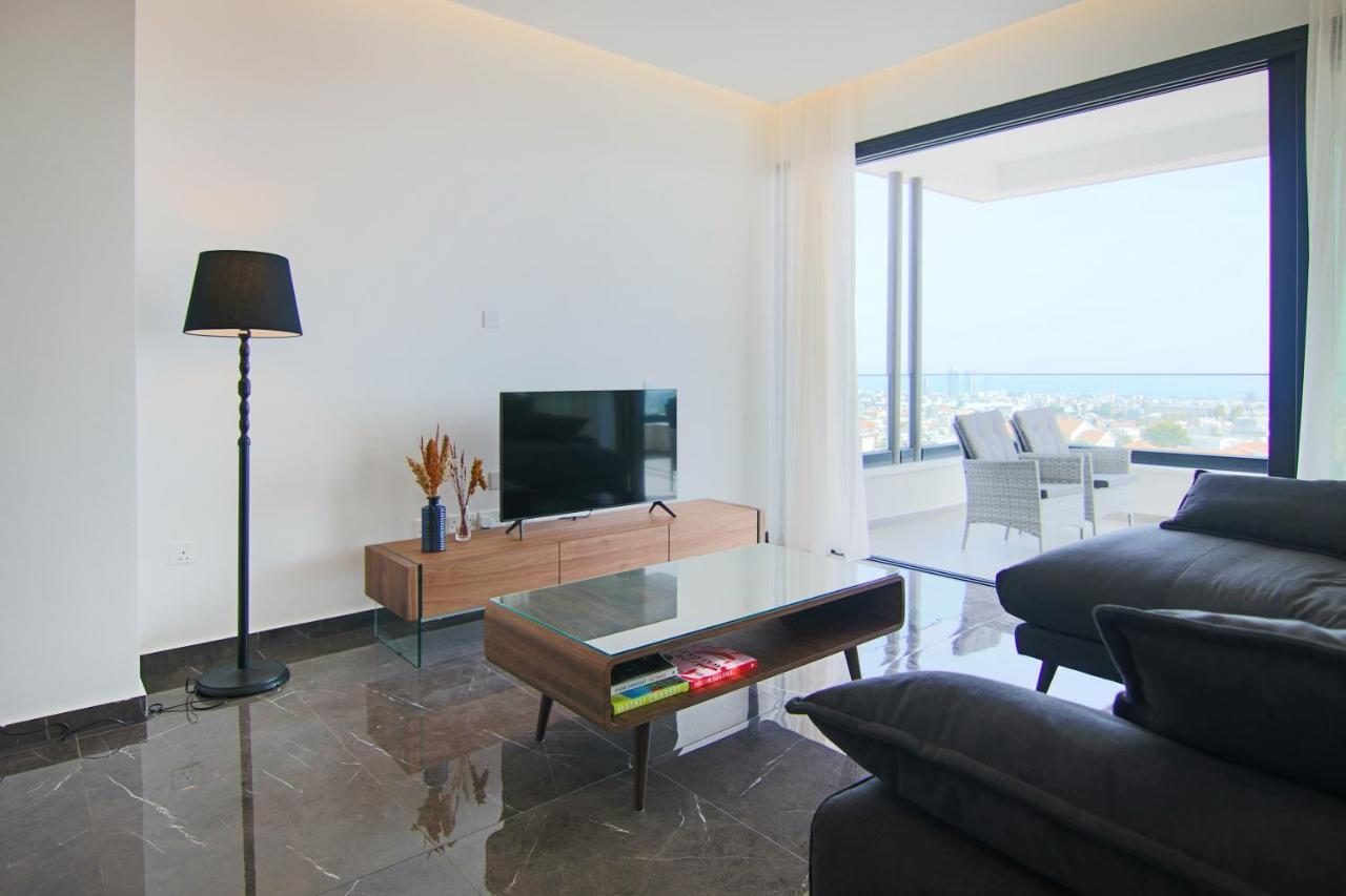 Phaedrus Living: Sea View Anna Residence 302 ลิมาซอล ภายนอก รูปภาพ